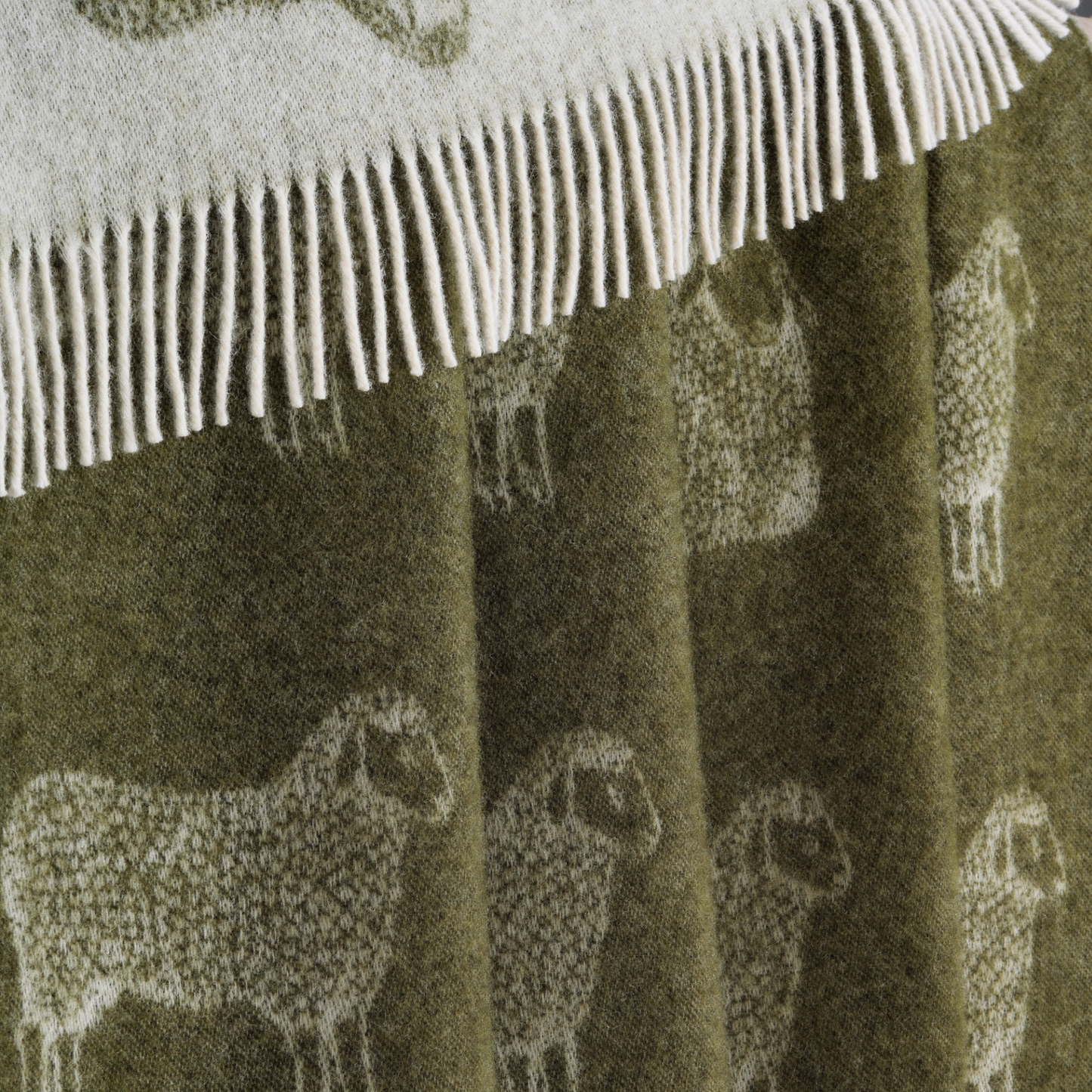 Countryside Sheep Throw