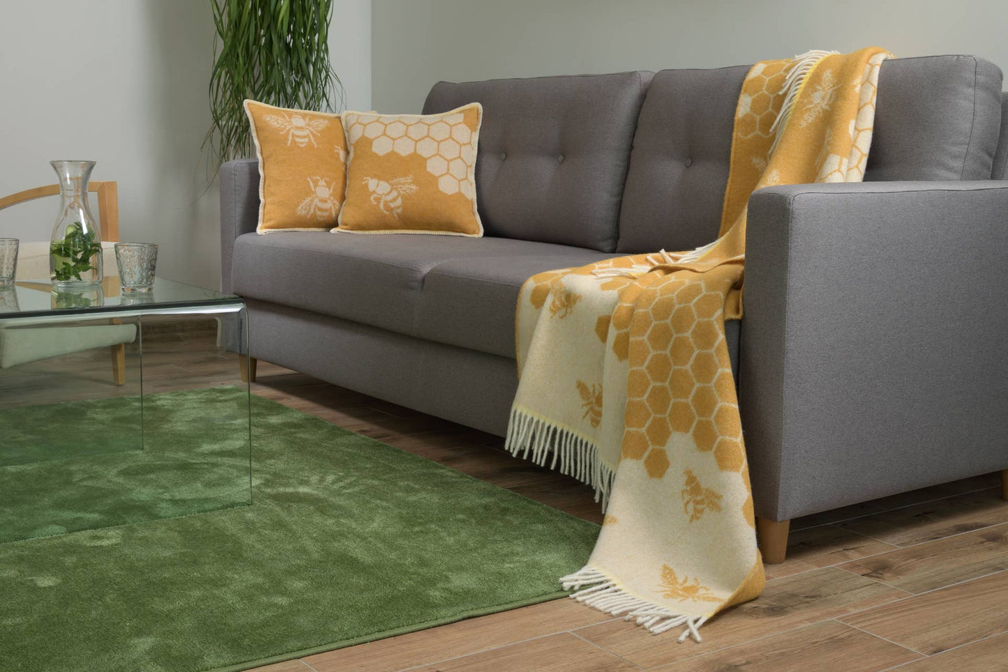 Honeycomb Haven Throw