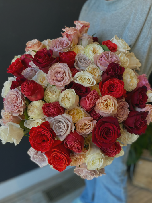 Mixed Pavé Roses