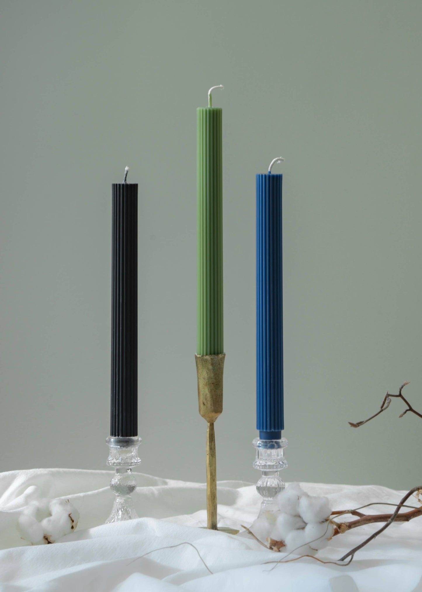 Beeswax & Soy Wax Ribbed Thick Taper: Midnight Black