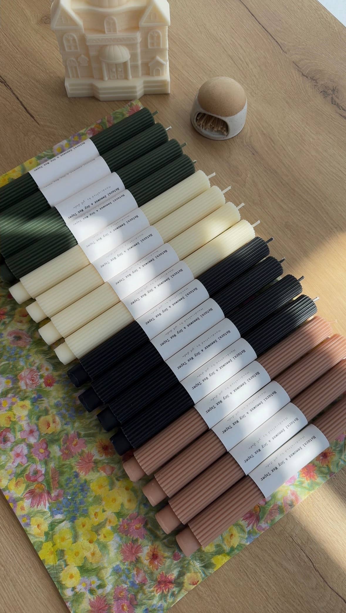 Beeswax & Soy Wax Ribbed Thick Taper: Cream White