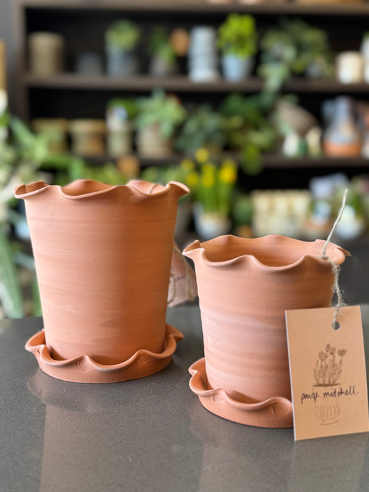 Frilly Plant Pot and Saucer Terracotta