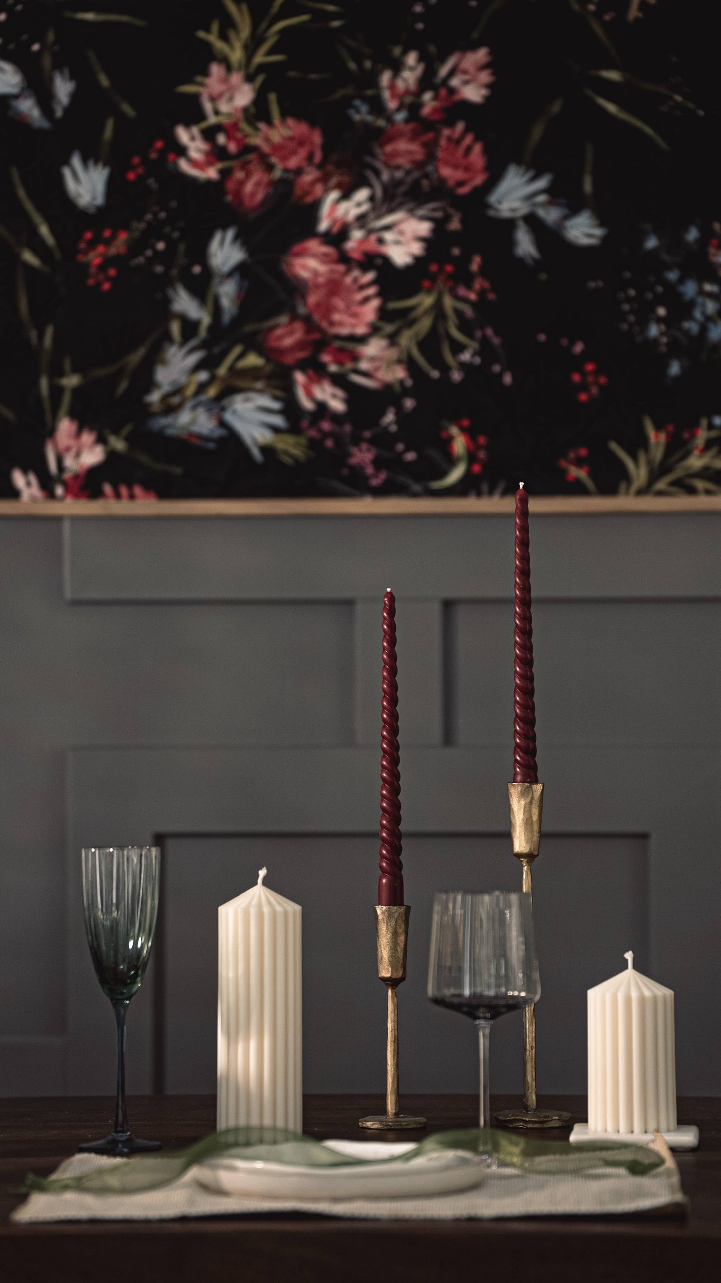 Beeswax & Soy Wax Twisted Taper Candle Set: Cream White / Tissue Wrapping